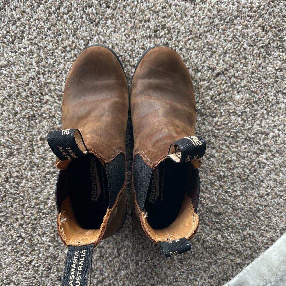 Blundstone Healed Chelsea Boots - Picture 3 of 7